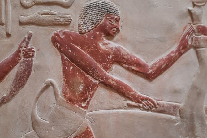 Full-Day Private Tour Giza Pyramids Saqqara and Memphis ( Included BBQ lunch ) - Giza Pyramids and the Sphinx: Khufu, Khafra, Menkaure in Three Hours