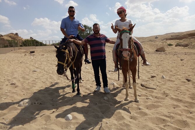 Full-Day Private Tour of Cairo and Giza with Lunch - Lunch, Bottled Water, and a Snack Bag That Actually Helps