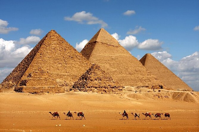 Full Day Private Tour to Giza Pyramids and Grand Egyptian Museum - Hotel pickup in Cairo or Giza: where the day starts to feel easy