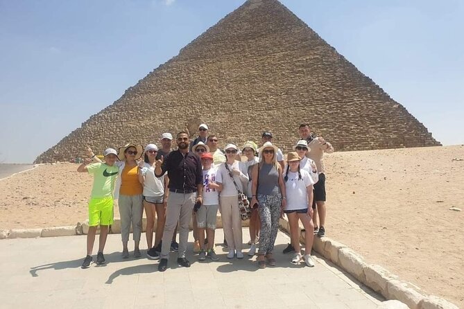 Full-Day Pyramids of Giza Tour from Hurghada - The Panoramic Photo Stop: Getting the Classic Three-Pyramid View