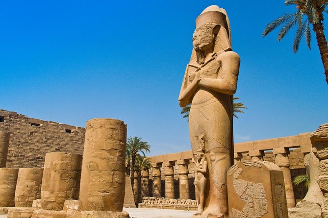 Full-Day Small-Group Luxor Tour from Hurghada with Lunch & Entrance Fees - Colossi of Memnon: a quick West Bank pause for photos and stories