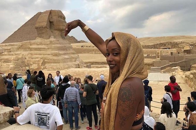 Full Day Tour Giza Pyramids, Sphinx, Egyptian Museum and Khan El Khalili Bazaar - Timing in the real world: choosing the right start time