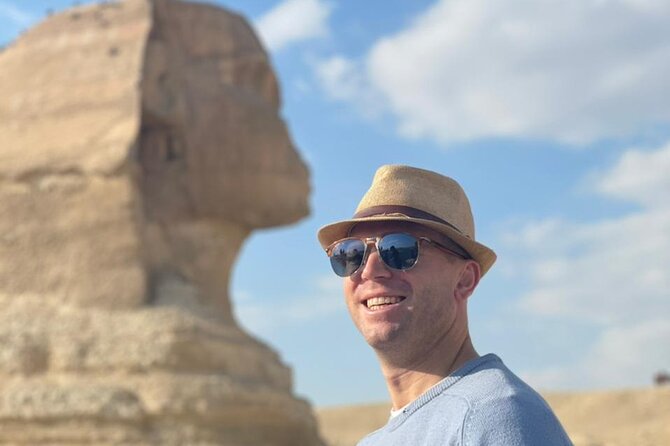 Full - Day Tour to Giza Pyramids , Cairo Museum & Bazaar Includes Lunch - Egyptian Museum on Tahrir Square: the payoff stop