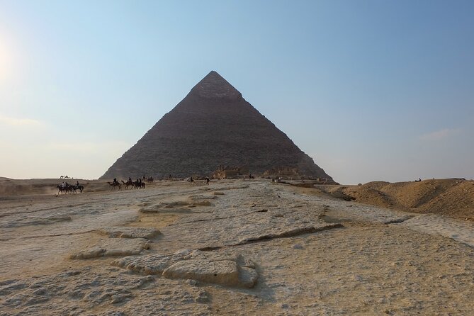 Full-Day Tour to Giza Pyramids, Memphis, and Saqqara with lunch - Saqqara: Oldest Pyramid Focus and Tomb-Seeing Time