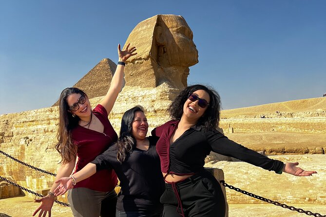 Full day Tour to Giza Pyramids, Sphinx and Saqqara - What you’ll see: the monuments, explained in plain terms