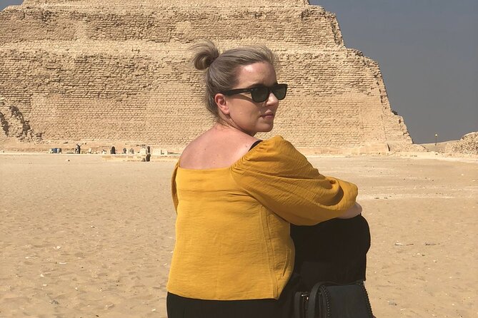 Full Day Tour to Giza Pyramids, Sphinx, Egyptian Museum, Khan el-Khalili Bazaar - Stop 3: Khan el-Khalili, papyrus-making, and bargaining for souvenirs