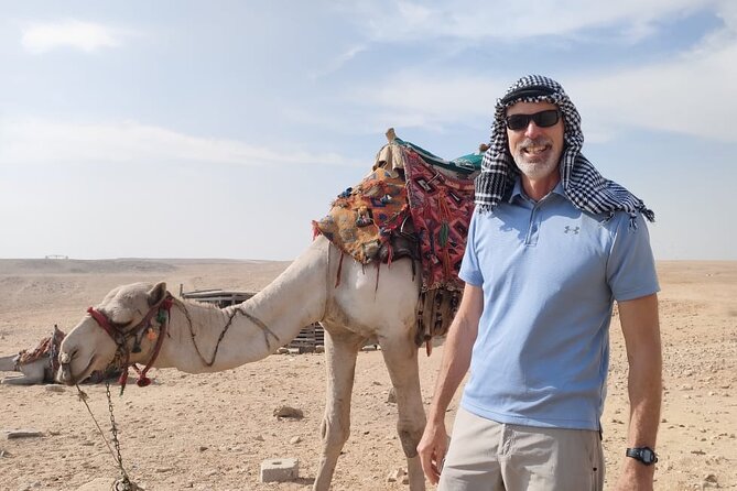 Full day tour to Giza pyramids, Sphinx, Memphis and Saqqara - Guide quality: what you should expect from the day