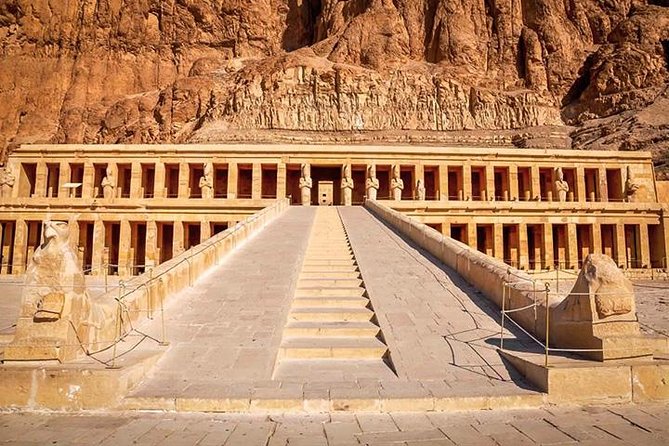 Full Day Tour to Luxor (East & West Bank) - Guides can make or break the day—how to get the most from your Egyptologist