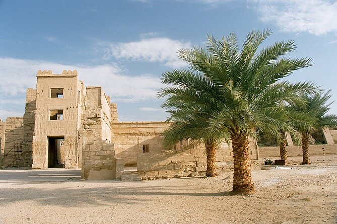 Full-Day Tour to Luxor West Bank includes 5 Sightseeings - Medinet Habu: Ramesses III and the battle scenes you can track