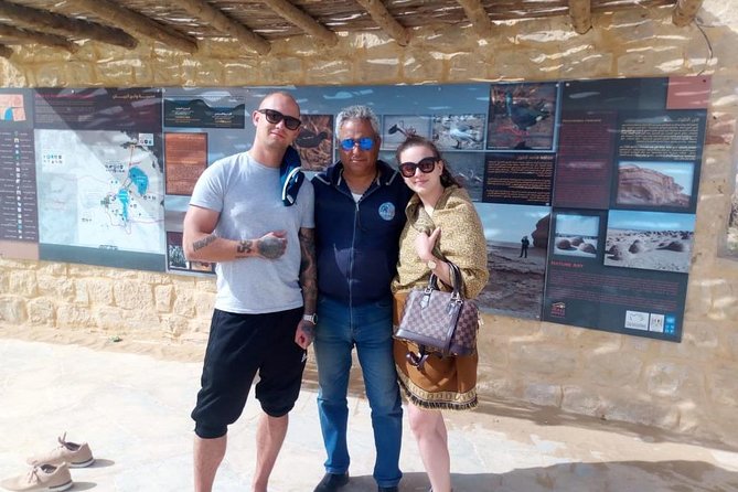 Full Day Tour to Pyramids of Giza, Saqqara Step Pyramids & Sound and Light Show - Comfort, crowd control, and hot-weather reality checks