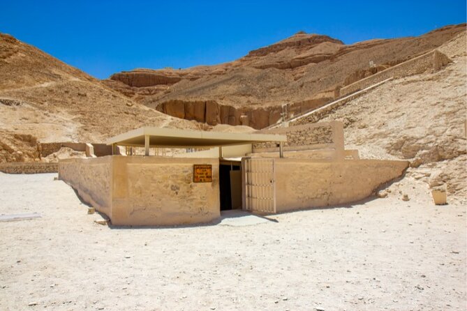 Full Day Tour Valley of Kings, Hatshepsut, Karnak & Luxor Temples - Heat, walking, and timing tips for a long Luxor day