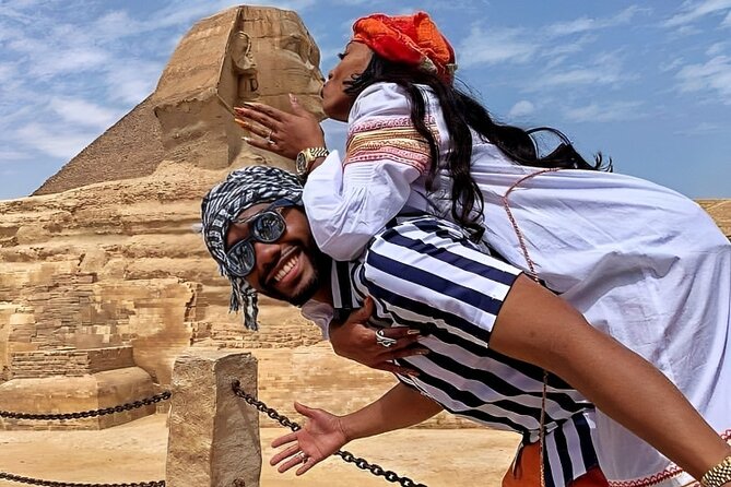 Full Day Tour Visit Pyramids, Sphinix, Saqqara and Dahsour - Inside or outside? The practical pyramid-entry question