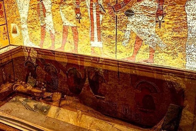 Full-Day Trip from Hurghada to Luxor and the Valley of the Kings - Hatshepsut at Deir el-Bahari: terraces, power, and a perfect West Bank stop