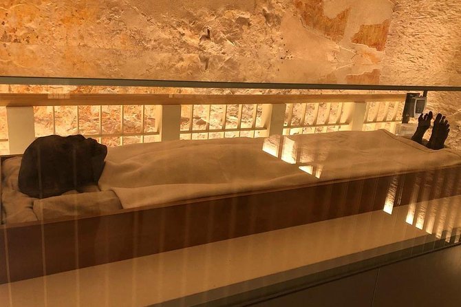 Full-Day Trip from Hurghada to Luxor and the Valley of the Kings - Lunch and the optional Nile boat ride