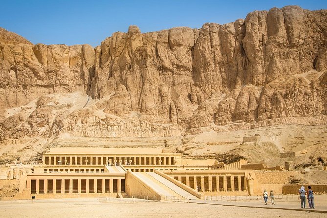 Full day trip to Luxor with littel Group - 4:00 am start: how to enjoy an early-morning Luxor day
