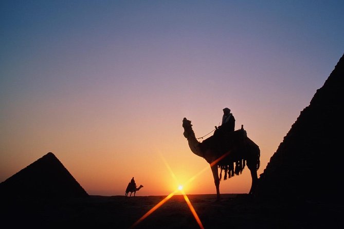 Full Day Visit Giza Pyramids With Camel Ride - Valley Temple of Khafre: The stop that makes the pyramids make sense