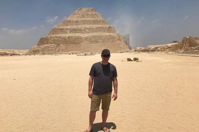 Full Pyramids tour to Giza, Sakkara and Memphis - The Great Sphinx and the photo logic at ground level