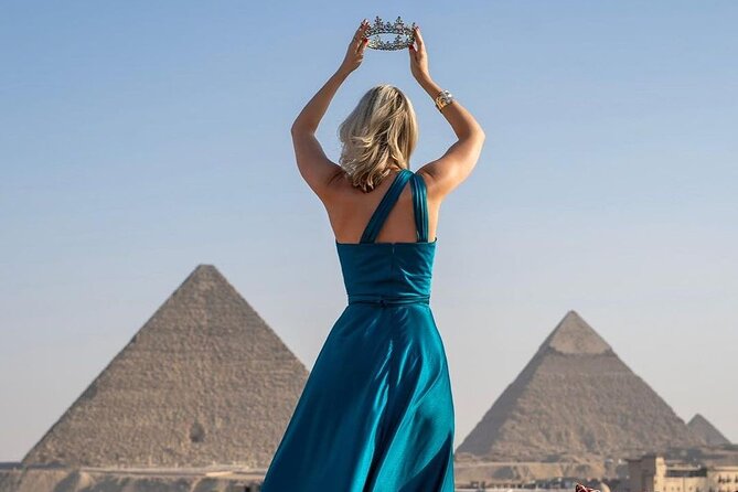 Giza Pyramids And Egyptian Museum Day Tour With Shopping - Handling Giza Heat, Walking, and Photo Moments
