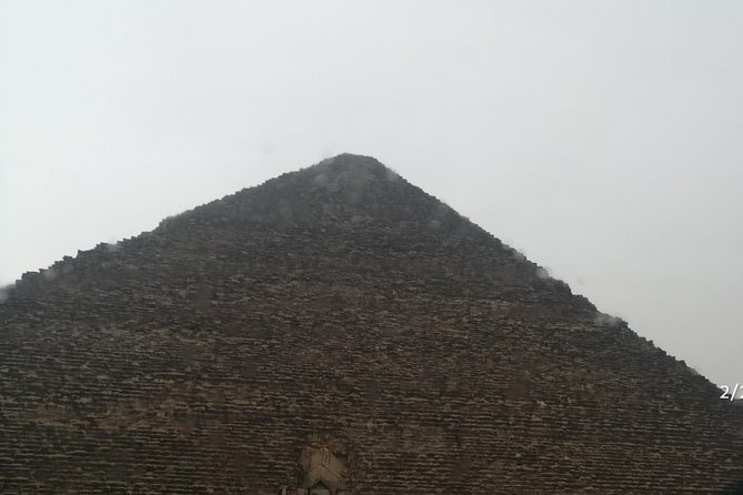 Giza pyramids and sphinx - Pyramids of Giza: Cheops, Chephren, and Menkaure in One Focused Visit