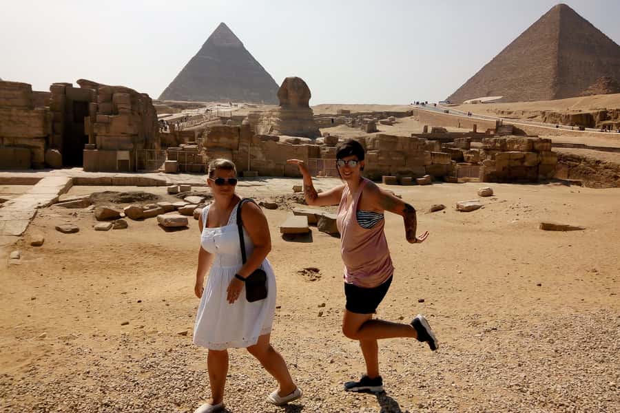Giza Pyramids and Sphinx: Half-Day Private or Group Tour - Sphinx Stop: Close-Up Views and Photo Help That Saves You Headaches