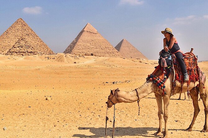 Giza Pyramids and Sphinx Private Tour - Lunch included: a smart way to keep the day from slipping