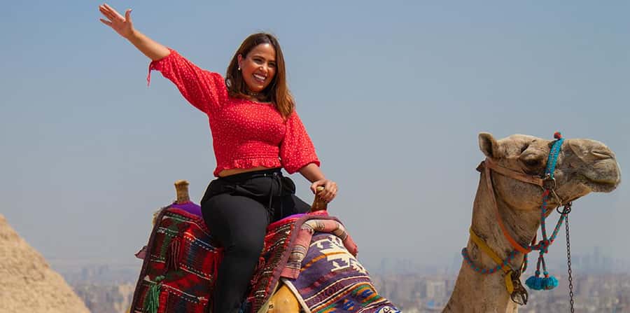 Giza: Pyramids at Sunset Guided Camel Tour - Key things to know before you ride