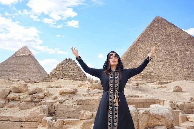 Giza Pyramids, Egyptian Museum, And Old Cairo Tour - Lunch in Cairo: a local break that keeps the day moving