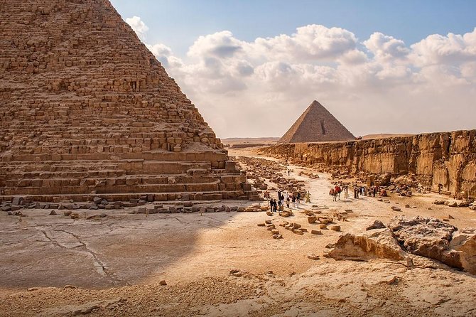 Giza Pyramids Sakkara and Dahshur - The Small-Group Setup: Pickup, Pace, and Why It Feels Easier