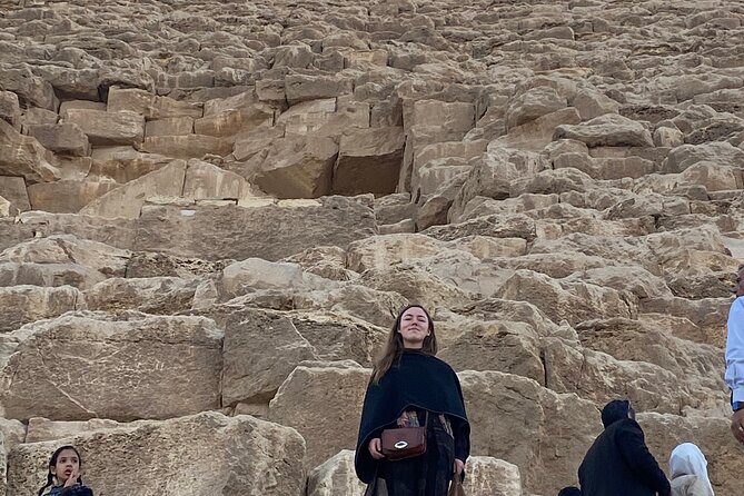 Giza pyramids & sphinx and Egyptian museum All inclusive - Lunch break after Giza: local BBQ and a sensible reset