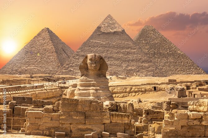 Giza pyramids, Sphinx, and the big museumum - Stop 5: Red Pyramid and the cold, steady feeling inside