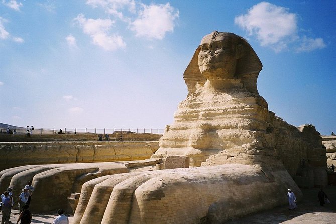 Giza Pyramids, Sphinx & Egyptian Museum with Camel Ride & Lunch - Lunch at a local restaurant: a sanity-saving break