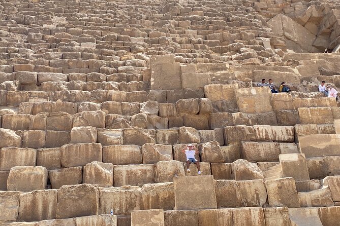 Giza Pyramids Sphinx Saqqara Memphis and Dahshur Day Tour - Stop 1: Giza Pyramids With More Than a Quick Look