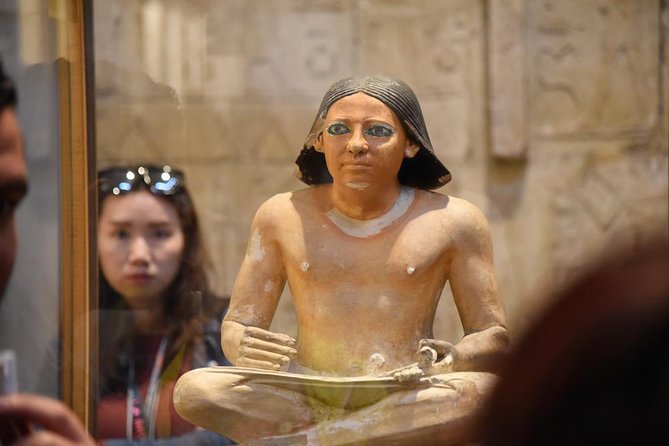 Giza Pyramids, Sphinx &the Egyptian Museum - Seeing the Sphinx With the Pyramids: One Photo, One Big Question