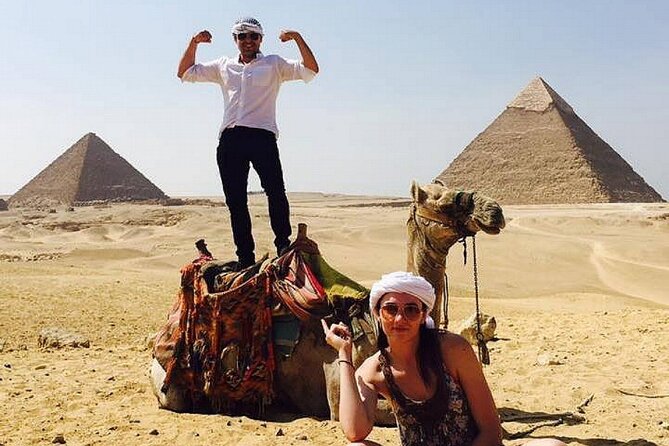 Go Tour Cairo : 2 D Guided City Tour & Giza Pyramids and Sakkara - A Two-Day Loop Through Giza, Sakkara, and Old Cairo
