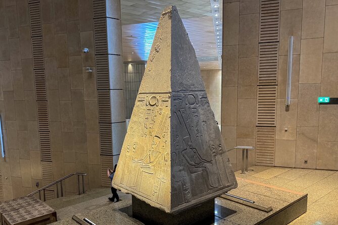 Grand Egyptian Museum and Pyramids of Giza Private Tour - Stop 2: Khafre’s Pyramid and the value of the quick second stop