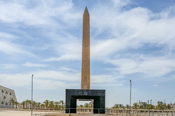 Grand Egyptian Museum and Pyramids of Giza Private Tour - Stop 1: Cheops (Khufu) and why the first pyramid sets the tone