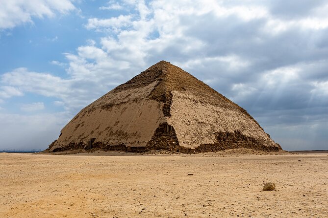Great Pyramids of Giza, Guardian Sphinx, Sakkara and Dahshour - Saqqara’s Step Pyramid: where the pyramid idea takes its first real form