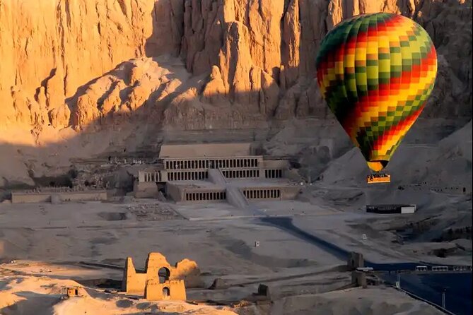 Guided Hot Air Balloon Tour in Luxor - The flight itself: what 40–60 minutes feels like in real time