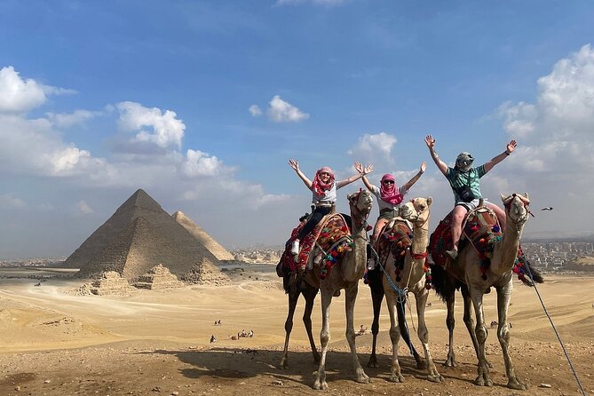 Guided Tour to Giza Pyramids ,Sphinx, Camel & inside the pyramids - Great Sphinx: Stop for the Stories, Stay for the Scale