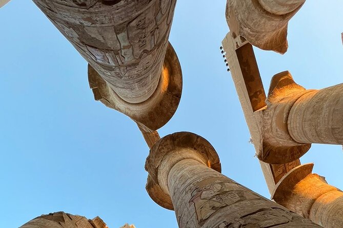 Guided tour to Luxor From Cairo by plane visiting the Tut Tomb - Medinat Habu (Madinat Habu): Ramses III, color, and working-city history