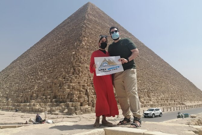 Guided tour to Pyramids of Giza, Sakkara & Memphis: Private Tour with Lunch - Price and Value for a Private Egyptologist Day Trip