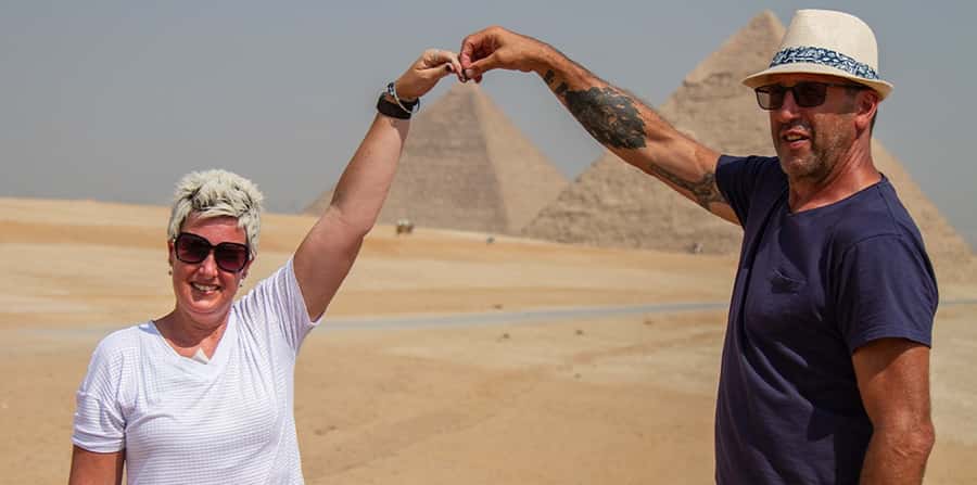 Half-Day Cairo Sightseeing Tour to Pyramids of Giza & Sphinx - From your hotel to the plateau: air-conditioned convenience