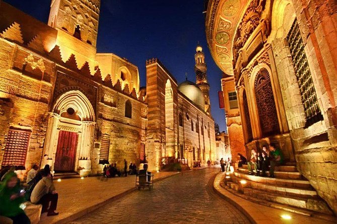 Half Day Tour: El Moez Street, Al Azhar Park and Khan EL Khalili Bazaar - Bab El-Nasr to Gray Mosque Area: Mosques, Schools, and Big Names