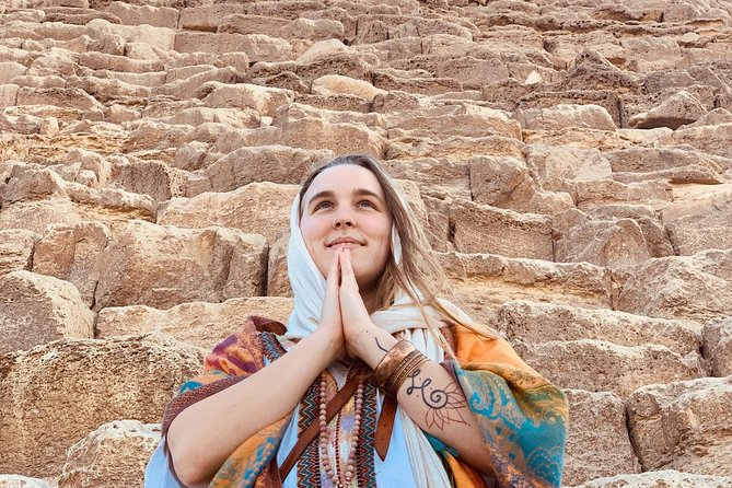 Half day tour in Giza pyramids , sphinx , panorama - The Guide and Vehicle Setup: Less Taxi Time, More Sight Time