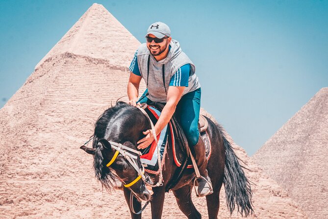Horse or Camel Ride in Giza Pyramids - Riding through the pyramid gates: what to expect on the route