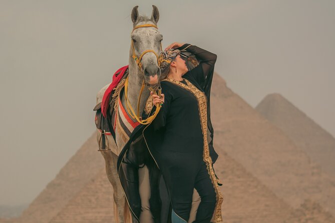 Horse or Camel Ride in Giza Pyramids - The highest hill photo stop (and why it’s worth your time)