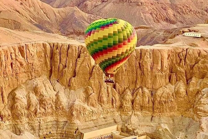 Hot Air Balloon Flight in Luxor with Pickup - Hotel pickup and timing: what “about 1 hour” feels like in real life