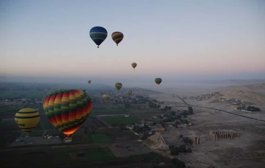 Hot-air Balloon Visit Kings Valley Tombs Hatshpsuit Boatride - Skip-the-line advantage and visitor rules you should expect