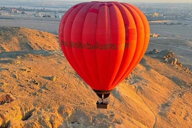 Hot Air Balloon, with Secrets of the West -Luxury Tour - Colossi of Memnon: Quick, Iconic, and Worth a Photo