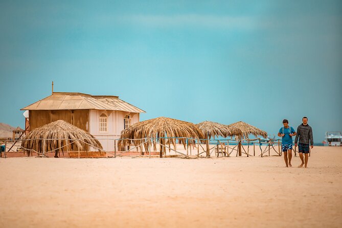 Hula Hula Island Snorkeling Sea Trip With Lunch - Hurghada - Who should book this snorkeling + lunch day?